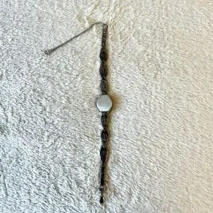 Accessories | Vintage Dark Silver Genere Quartz Skinny Watch  display picture 1